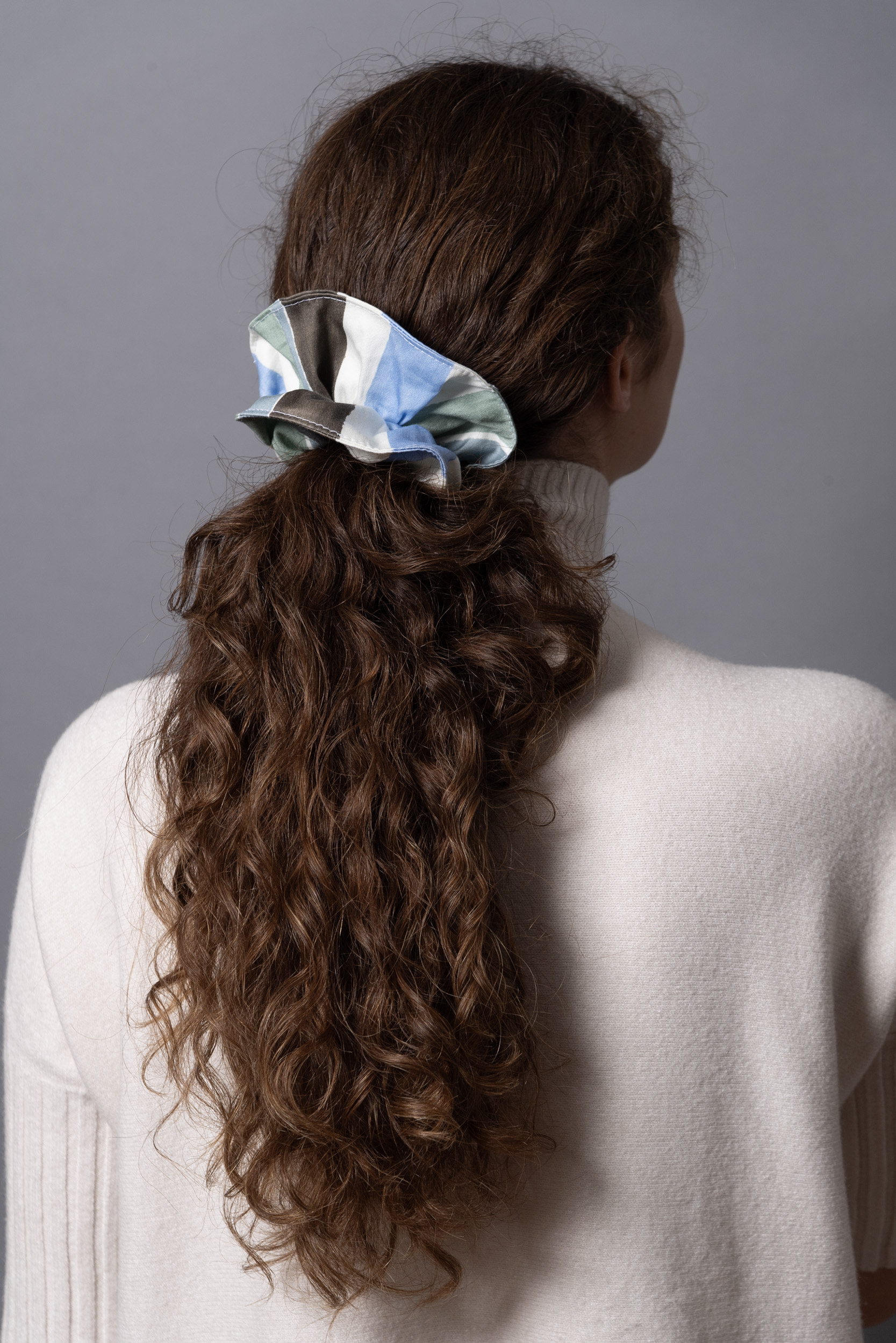 Scrunchie grande fantasia Cold Stripes