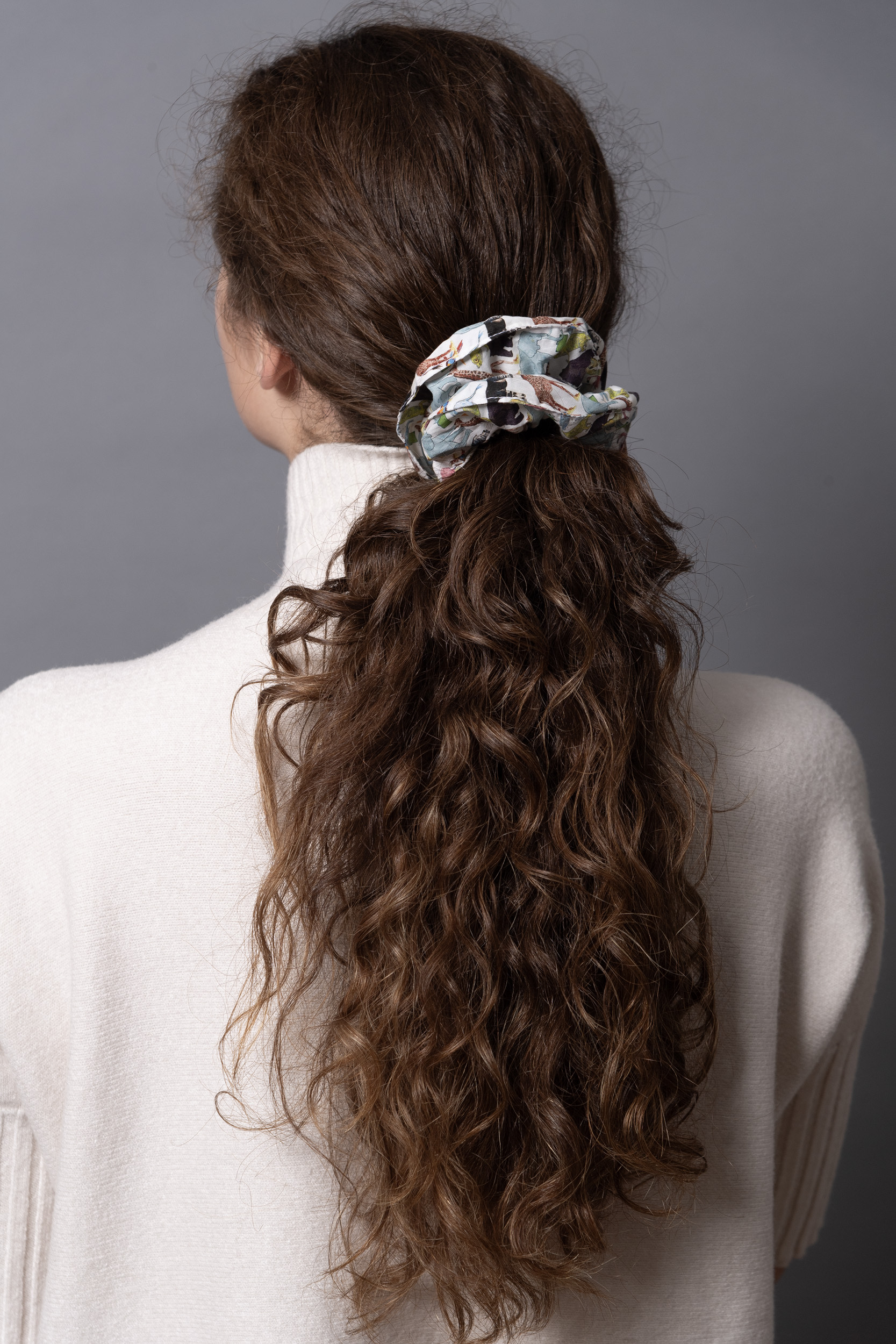Scrunchie grande fantasia Queue to the Zoo gialla
