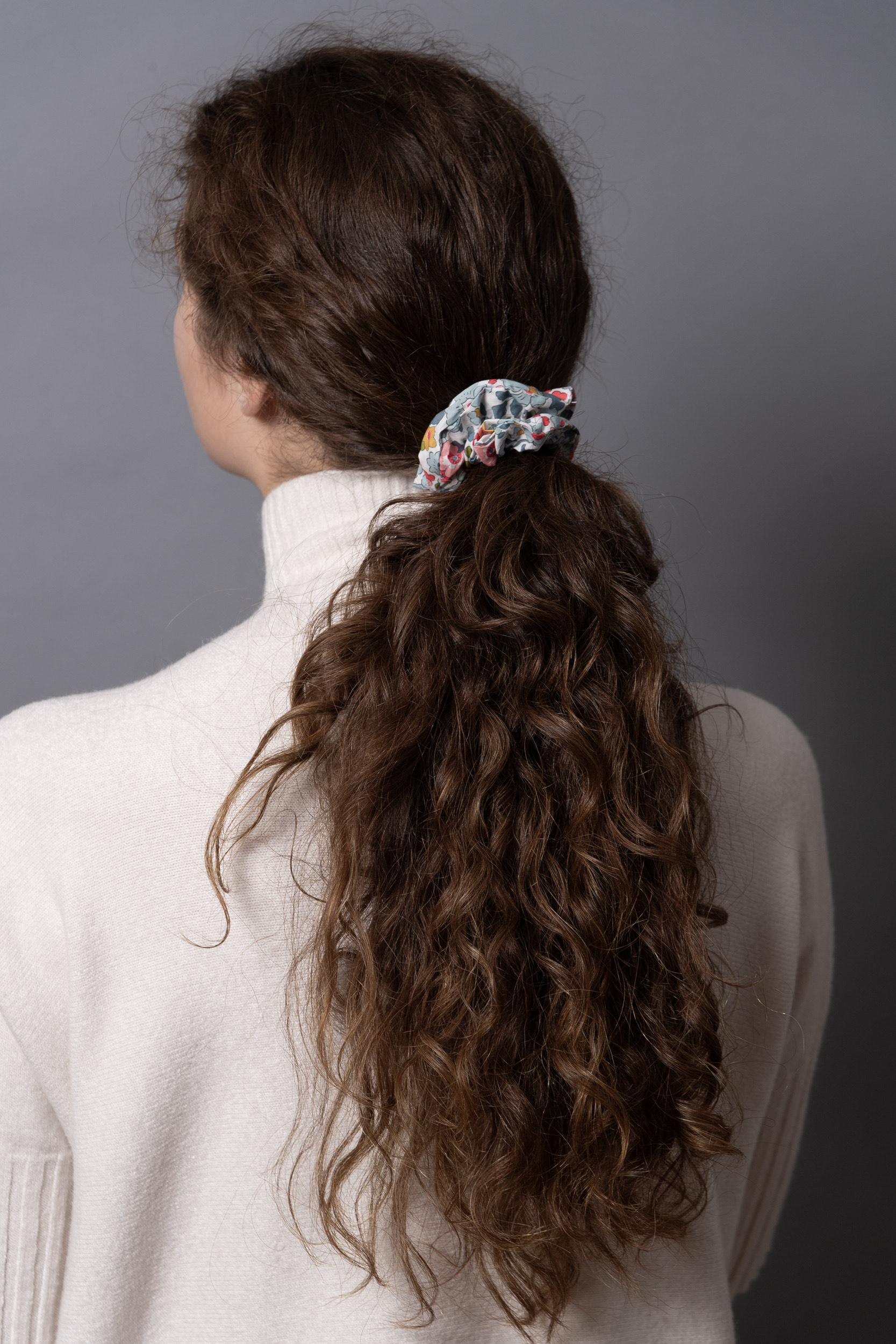 Scrunchie piccolo fantasia Betsy Grey